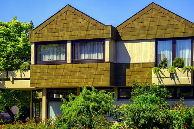 611 PINEWOOD DRIVE, DUNEDIN LAKEWOOD ESTATES 3RD ADD