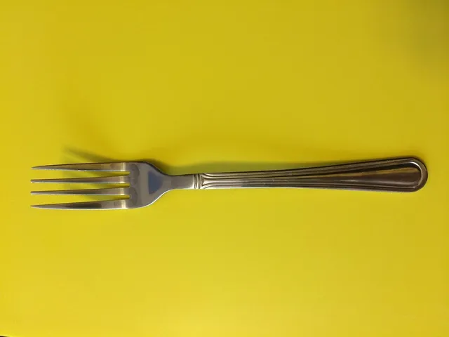   , 