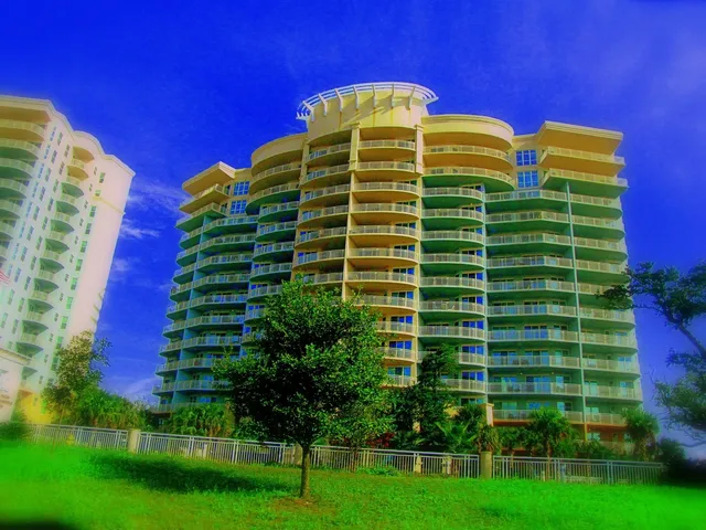 385 DURHAM
COURT, Dunedin, FL