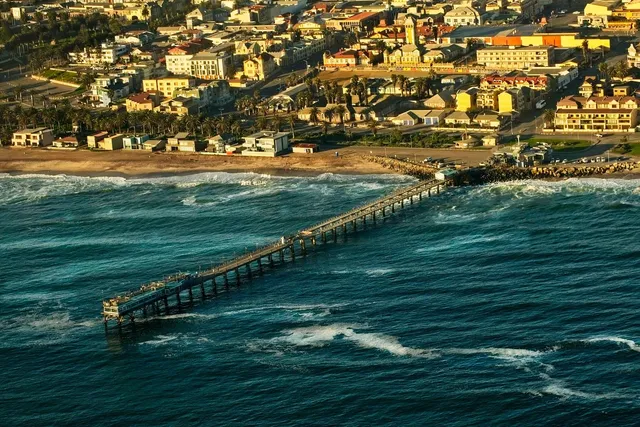 Dolphin Pointe