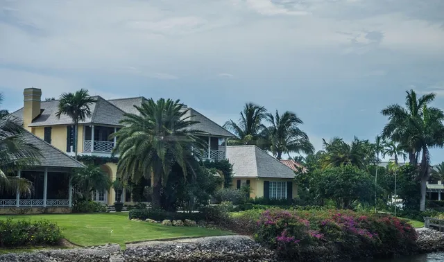 1024 ROBMAR ROAD, SUEMAR SUB 1ST ADD