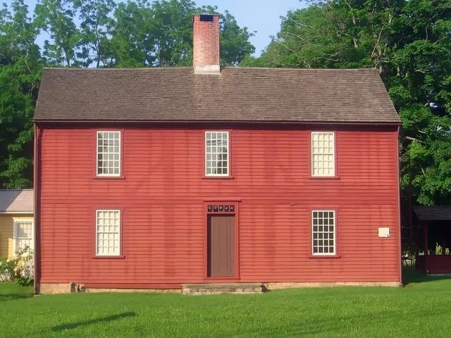 1860 SALEM COURT, COLONIAL ACRES