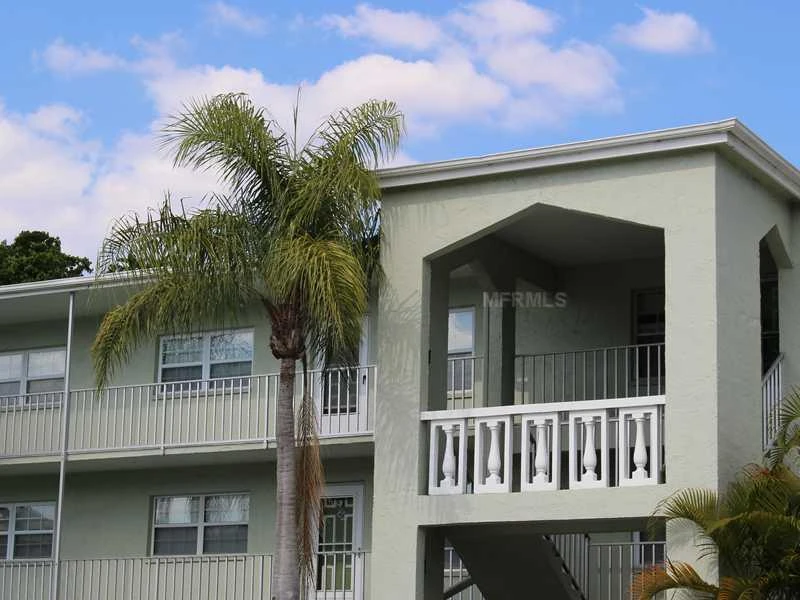970 VIRGINIA STREET, HEATHER LAKE APTS CONDO