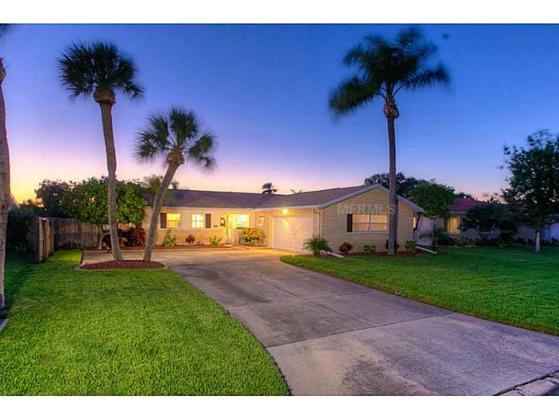 2178 LAGOON
DRIVE, Dunedin, FL